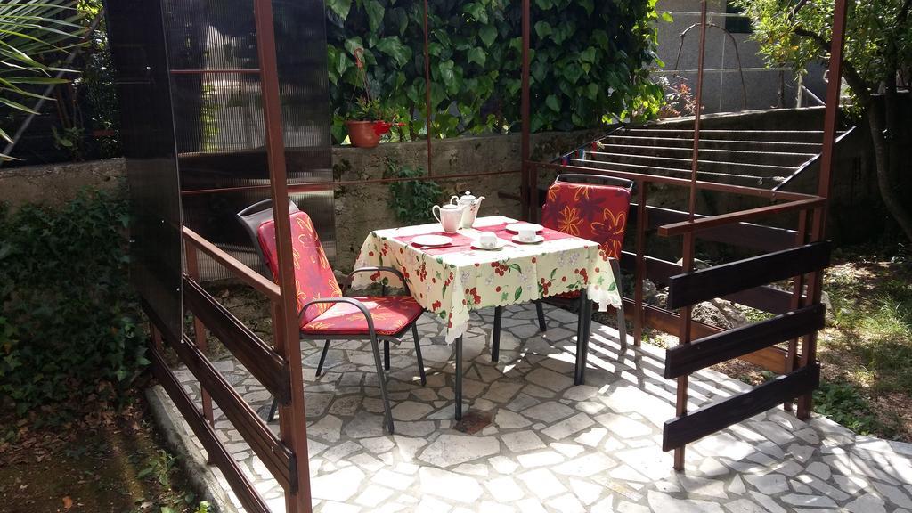 Apartments Karmelic Malinska Luaran gambar